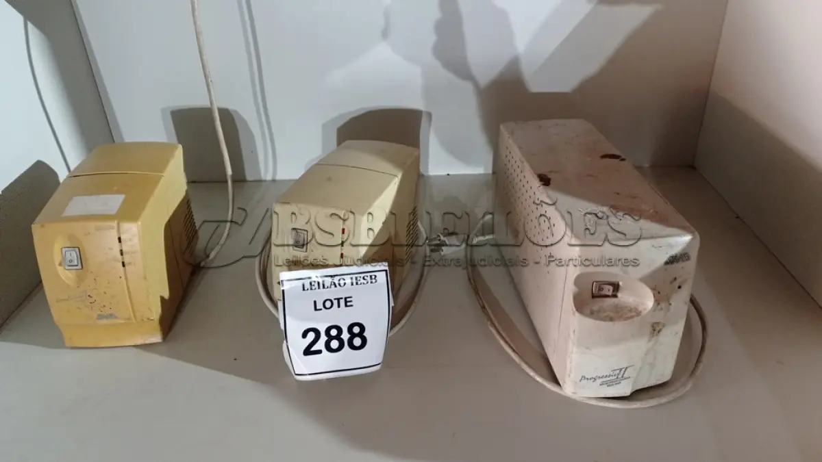 LOTE 288 - 03 ESTABILIZADORES DIVERSOS. (NO ESTADO) ATENÇÃO! FAZER A VISITAÇÃO ANTES DE ARREMATAR, NÃO SABEMOS SE FUNCIONA, LEILÃO NÃO TEM GARANTIA E NEM DEVOLUÇÃO, SUJEITO A POSSÍVEIS AVARIAS VISÍVEIS/OCULTAS E/OU AUSÊNCIA DE COMPONENTES.