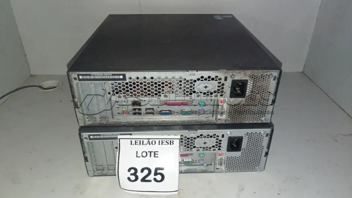 LOTE 325 - 02 CPUS LENOVO. (NO ESTADO) ATENÇÃO! FAZER A VISITAÇÃO ANTES DE ARREMATAR, NÃO SABEMOS SE FUNCIONA, LEILÃO NÃO TEM GARANTIA E NEM DEVOLUÇÃO, SUJEITO A POSSÍVEIS AVARIAS VISÍVEIS/OCULTAS E/OU AUSÊNCIA DE COMPONENTES.