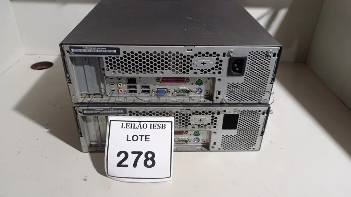 LOTE 278 - 02 CPUS LENOVO. (NO ESTADO) ATENÇÃO! FAZER A VISITAÇÃO ANTES DE ARREMATAR, NÃO SABEMOS SE FUNCIONA, LEILÃO NÃO TEM GARANTIA E NEM DEVOLUÇÃO, SUJEITO A POSSÍVEIS AVARIAS VISÍVEIS/OCULTAS E/OU AUSÊNCIA DE COMPONENTES.