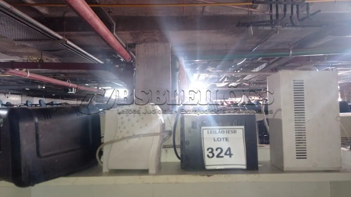 LOTE 324 - 04 ESTABILIZADORES DIVERSOS. (NO ESTADO) ATENÇÃO! FAZER A VISITAÇÃO ANTES DE ARREMATAR, NÃO SABEMOS SE FUNCIONA, LEILÃO NÃO TEM GARANTIA E NEM DEVOLUÇÃO, SUJEITO A POSSÍVEIS AVARIAS VISÍVEIS/OCULTAS E/OU AUSÊNCIA DE COMPONENTES.