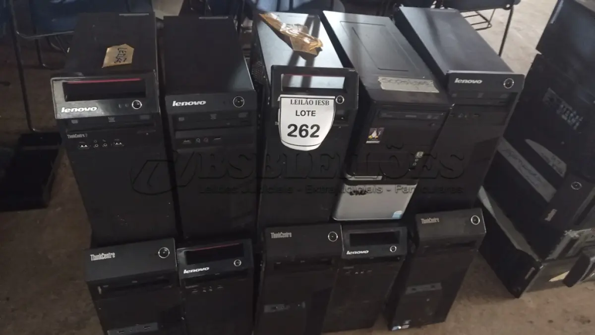 LOTE 262 - 10 CPUS MODELOS DIVERSOS PARA RETIRADA DE PEÇAS. (NO ESTADO) ATENÇÃO! FAZER A VISITAÇÃO ANTES DE ARREMATAR, NÃO SABEMOS SE FUNCIONA, LEILÃO NÃO TEM GARANTIA E NEM DEVOLUÇÃO, SUJEITO A POSSÍVEIS AVARIAS VISÍVEIS/OCULTAS E/OU AUSÊNCIA DE COMPONENTES.