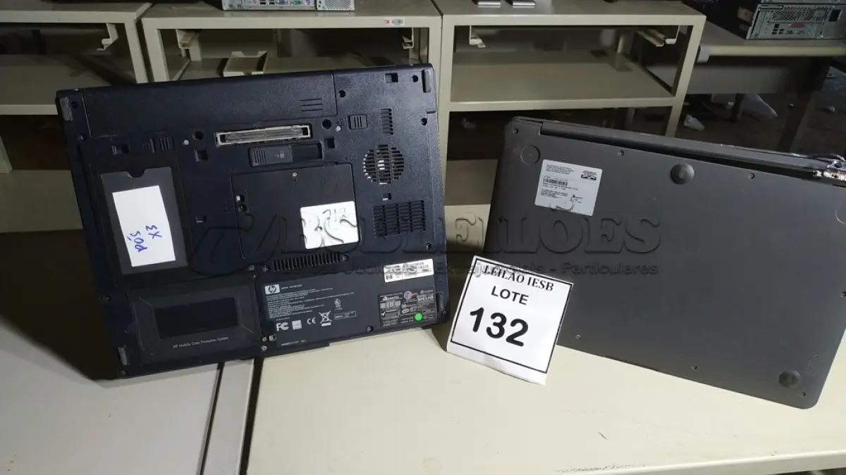 LOTE 132 - 01 NOTEBOOK HP E 01 NOTEBOOK POSITIVO SEM FONTE. (NO ESTADO) ATENÇÃO! FAZER A VISITAÇÃO ANTES DE ARREMATAR, NÃO SABEMOS SE FUNCIONA, LEILÃO NÃO TEM GARANTIA E NEM DEVOLUÇÃO, SUJEITO A POSSÍVEIS AVARIAS VISÍVEIS/OCULTAS E/OU AUSÊNCIA DE COMPONENTES.
