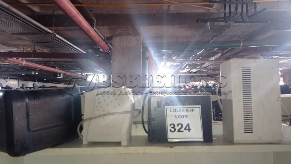 LOTE 324 - 04 ESTABILIZADORES DIVERSOS. (NO ESTADO) ATENÇÃO! FAZER A VISITAÇÃO ANTES DE ARREMATAR, NÃO SABEMOS SE FUNCIONA, LEILÃO NÃO TEM GARANTIA E NEM DEVOLUÇÃO, SUJEITO A POSSÍVEIS AVARIAS VISÍVEIS/OCULTAS E/OU AUSÊNCIA DE COMPONENTES.