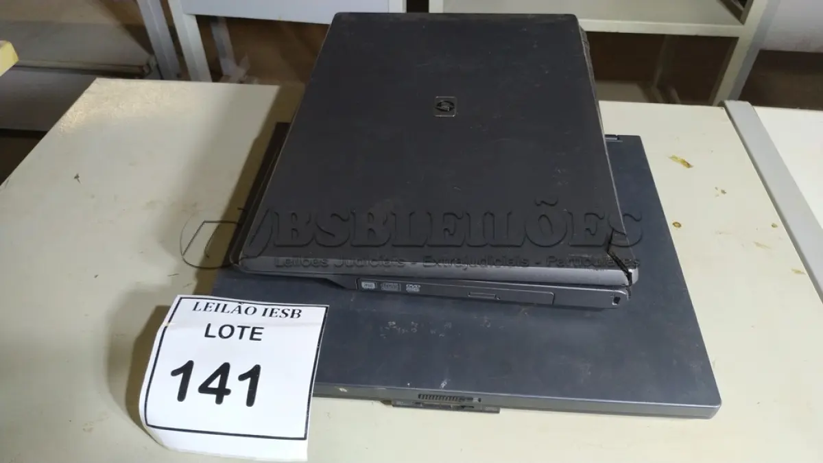 LOTE 141 - 02 NOTEBOOKS HP SEM FONTE. (NO ESTADO) ATENÇÃO! FAZER A VISITAÇÃO ANTES DE ARREMATAR, NÃO SABEMOS SE FUNCIONA, LEILÃO NÃO TEM GARANTIA E NEM DEVOLUÇÃO, SUJEITO A POSSÍVEIS AVARIAS VISÍVEIS/OCULTAS E/OU AUSÊNCIA DE COMPONENTES.