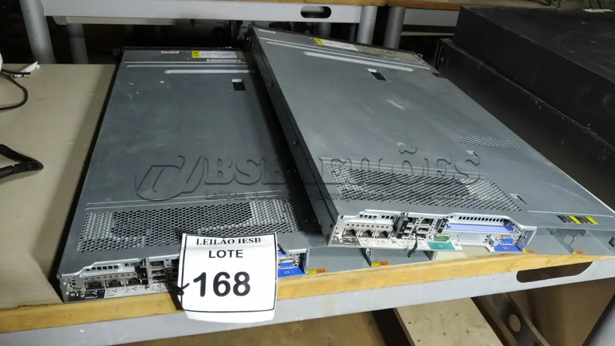 LOTE 168 - 02 SERVIDORES IBM SYSTEM X3550 M4. (NO ESTADO) ATENÇÃO! FAZER A VISITAÇÃO ANTES DE ARREMATAR, NÃO SABEMOS SE FUNCIONA, LEILÃO NÃO TEM GARANTIA E NEM DEVOLUÇÃO, SUJEITO A POSSÍVEIS AVARIAS VISÍVEIS/OCULTAS E/OU AUSÊNCIA DE COMPONENTES.
