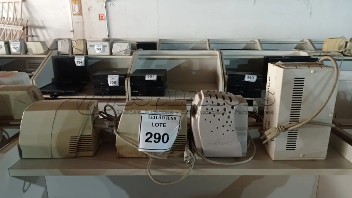 LOTE 290 - 04 ESTABILIZADORES DIVERSOS. (NO ESTADO) ATENÇÃO! FAZER A VISITAÇÃO ANTES DE ARREMATAR, NÃO SABEMOS SE FUNCIONA, LEILÃO NÃO TEM GARANTIA E NEM DEVOLUÇÃO, SUJEITO A POSSÍVEIS AVARIAS VISÍVEIS/OCULTAS E/OU AUSÊNCIA DE COMPONENTES.