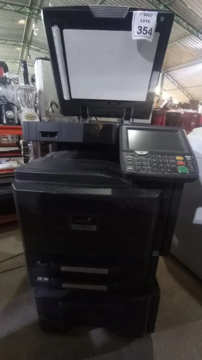 LOTE 354 - 01 COPIADORA TASKALFA 2551CI 110V MARCA KYOCERA. (NO ESTADO) ATENÇÃO! FAZER A VISITAÇÃO ANTES DE ARREMATAR, NÃO SABEMOS SE FUNCIONA, LEILÃO NÃO TEM GARANTIA E NEM DEVOLUÇÃO, SUJEITO A POSSÍVEIS AVARIAS VISÍVEIS/OCULTAS E/OU AUSÊNCIA DE COMPONENTES.
