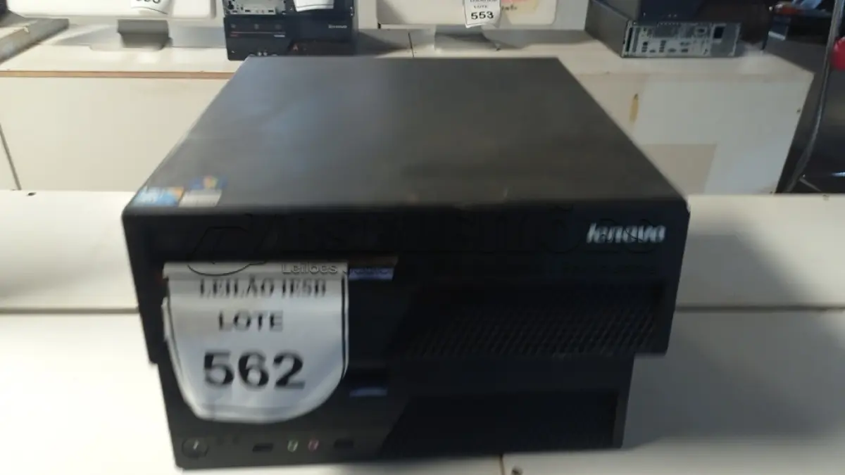 LOTE 562 - 02 CPUS LENOVO. (NO ESTADO) ATENÇÃO! FAZER A VISITAÇÃO ANTES DE ARREMATAR, NÃO SABEMOS SE FUNCIONA, LEILÃO NÃO TEM GARANTIA E NEM DEVOLUÇÃO, SUJEITO A POSSÍVEIS AVARIAS VISÍVEIS/OCULTAS E/OU AUSÊNCIA DE COMPONENTES.