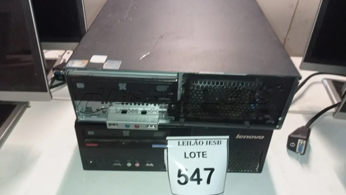 LOTE 547 - 02 CPUS LENOVO. (NO ESTADO) ATENÇÃO! FAZER A VISITAÇÃO ANTES DE ARREMATAR, NÃO SABEMOS SE FUNCIONA, LEILÃO NÃO TEM GARANTIA E NEM DEVOLUÇÃO, SUJEITO A POSSÍVEIS AVARIAS VISÍVEIS/OCULTAS E/OU AUSÊNCIA DE COMPONENTES.