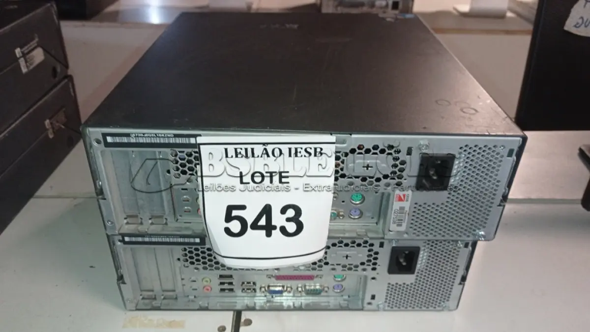 LOTE 543 - 02 CPUS LENOVO. (NO ESTADO) ATENÇÃO! FAZER A VISITAÇÃO ANTES DE ARREMATAR, NÃO SABEMOS SE FUNCIONA, LEILÃO NÃO TEM GARANTIA E NEM DEVOLUÇÃO, SUJEITO A POSSÍVEIS AVARIAS VISÍVEIS/OCULTAS E/OU AUSÊNCIA DE COMPONENTES.