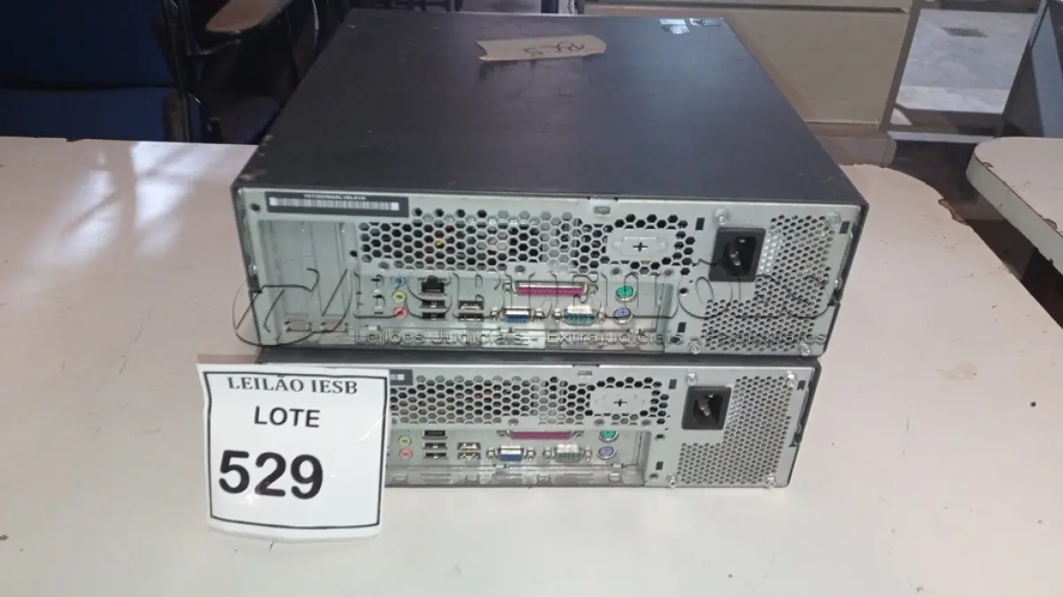 LOTE 529 - 02 CPUS LENOVO. (NO ESTADO) ATENÇÃO! FAZER A VISITAÇÃO ANTES DE ARREMATAR, NÃO SABEMOS SE FUNCIONA, LEILÃO NÃO TEM GARANTIA E NEM DEVOLUÇÃO, SUJEITO A POSSÍVEIS AVARIAS VISÍVEIS/OCULTAS E/OU AUSÊNCIA DE COMPONENTES.