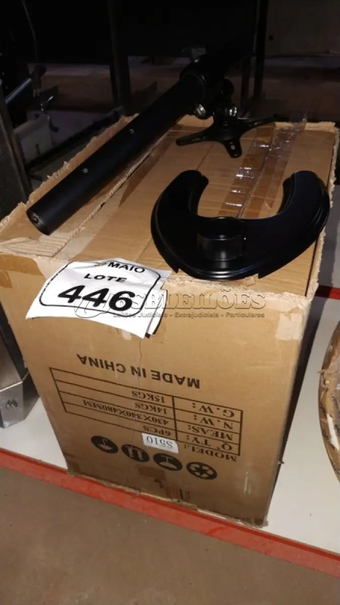 LOTE 446 - 06 SUPORTES DE MONITOR MARCA DATEN. (NO ESTADO) ATENÇÃO! FAZER A VISITAÇÃO ANTES DE ARREMATAR, NÃO SABEMOS SE FUNCIONA, LEILÃO NÃO TEM GARANTIA E NEM DEVOLUÇÃO, SUJEITO A POSSÍVEIS AVARIAS VISÍVEIS/OCULTAS E/OU AUSÊNCIA DE COMPONENTES.