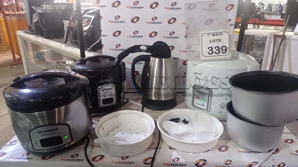 LOTE 339 - 01 CHALEIRA ELÉTRICA E 03 PANELAS ELÉTRICAS 220V MARCA MONDIAL. (NO ESTADO) ATENÇÃO! FAZER A VISITAÇÃO ANTES DE ARREMATAR, NÃO SABEMOS SE FUNCIONA, LEILÃO NÃO TEM GARANTIA E NEM DEVOLUÇÃO, SUJEITO A POSSÍVEIS AVARIAS VISÍVEIS/OCULTAS E/OU AUSÊNCIA DE COMPONENTES.