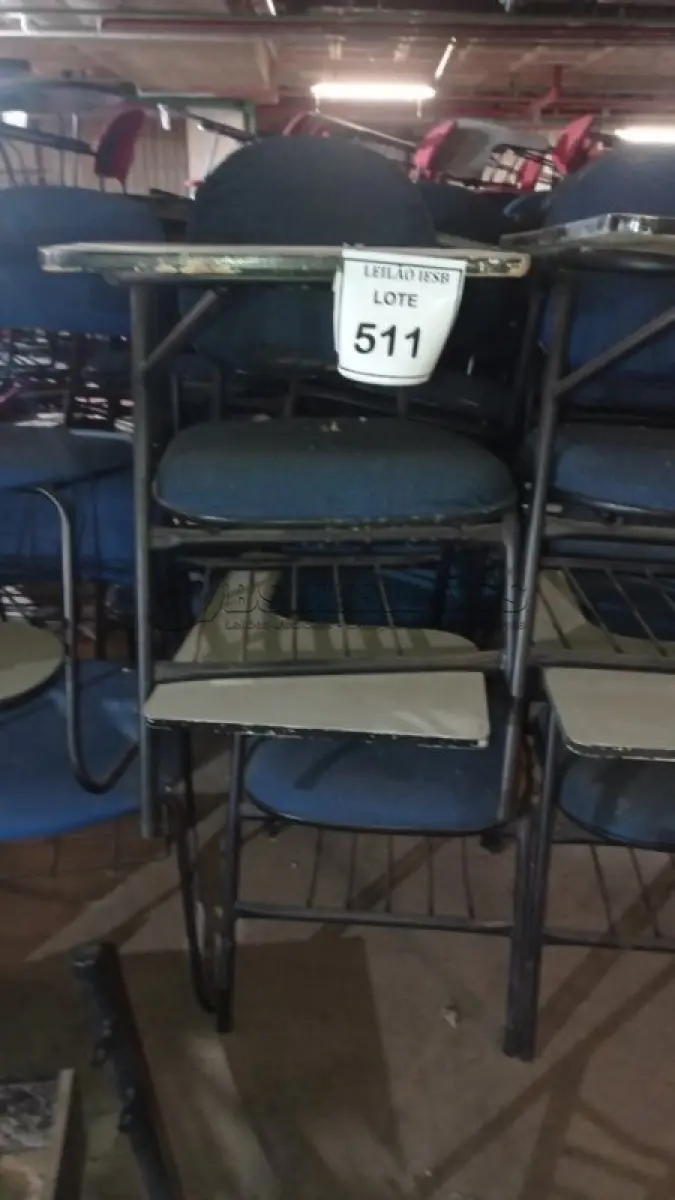 LOTE 511 - 10 CADEIRAS UNIVERSITÁRIAS. (NO ESTADO) ATENÇÃO! FAZER A VISITAÇÃO ANTES DE ARREMATAR, NÃO SABEMOS SE FUNCIONA, LEILÃO NÃO TEM GARANTIA E NEM DEVOLUÇÃO, SUJEITO A POSSÍVEIS AVARIAS VISÍVEIS/OCULTAS E/OU AUSÊNCIA DE COMPONENTES.