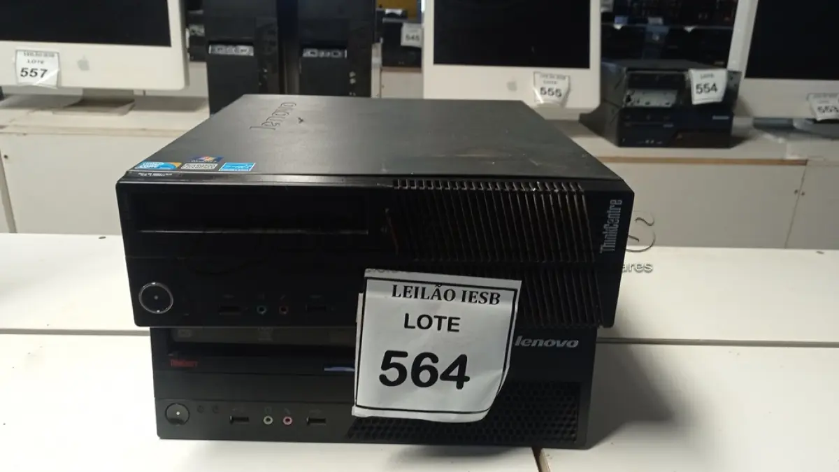 LOTE 564 - 02 CPUS LENOVO. (NO ESTADO) ATENÇÃO! FAZER A VISITAÇÃO ANTES DE ARREMATAR, NÃO SABEMOS SE FUNCIONA, LEILÃO NÃO TEM GARANTIA E NEM DEVOLUÇÃO, SUJEITO A POSSÍVEIS AVARIAS VISÍVEIS/OCULTAS E/OU AUSÊNCIA DE COMPONENTES.