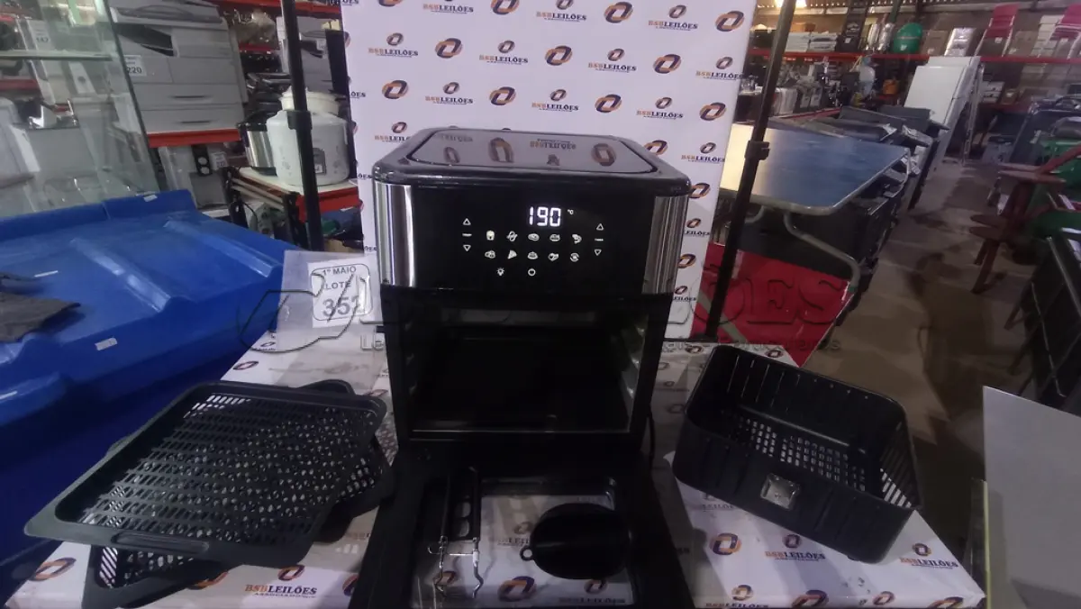 LOTE 352 - 01 AIR FRYER/FORNO 12L 220V MARCA MONDIAL. (NO ESTADO) ATENÇÃO! FAZER A VISITAÇÃO ANTES DE ARREMATAR, NÃO SABEMOS SE FUNCIONA, LEILÃO NÃO TEM GARANTIA E NEM DEVOLUÇÃO, SUJEITO A POSSÍVEIS AVARIAS VISÍVEIS/OCULTAS E/OU AUSÊNCIA DE COMPONENTES.