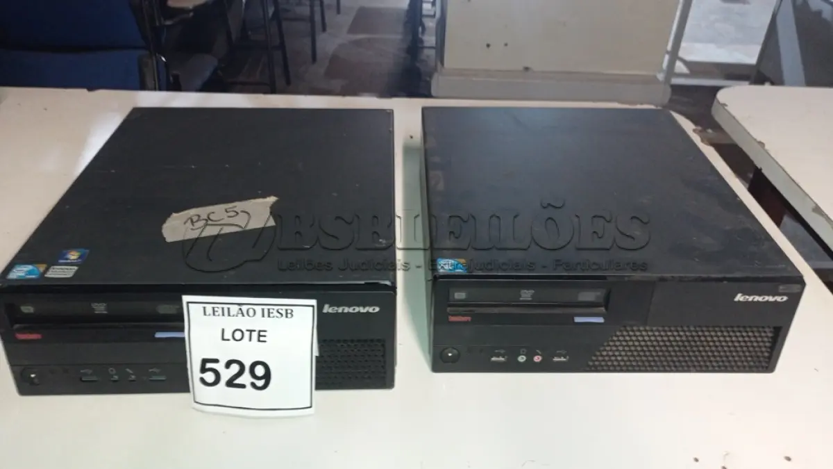 LOTE 529 - 02 CPUS LENOVO. (NO ESTADO) ATENÇÃO! FAZER A VISITAÇÃO ANTES DE ARREMATAR, NÃO SABEMOS SE FUNCIONA, LEILÃO NÃO TEM GARANTIA E NEM DEVOLUÇÃO, SUJEITO A POSSÍVEIS AVARIAS VISÍVEIS/OCULTAS E/OU AUSÊNCIA DE COMPONENTES.
