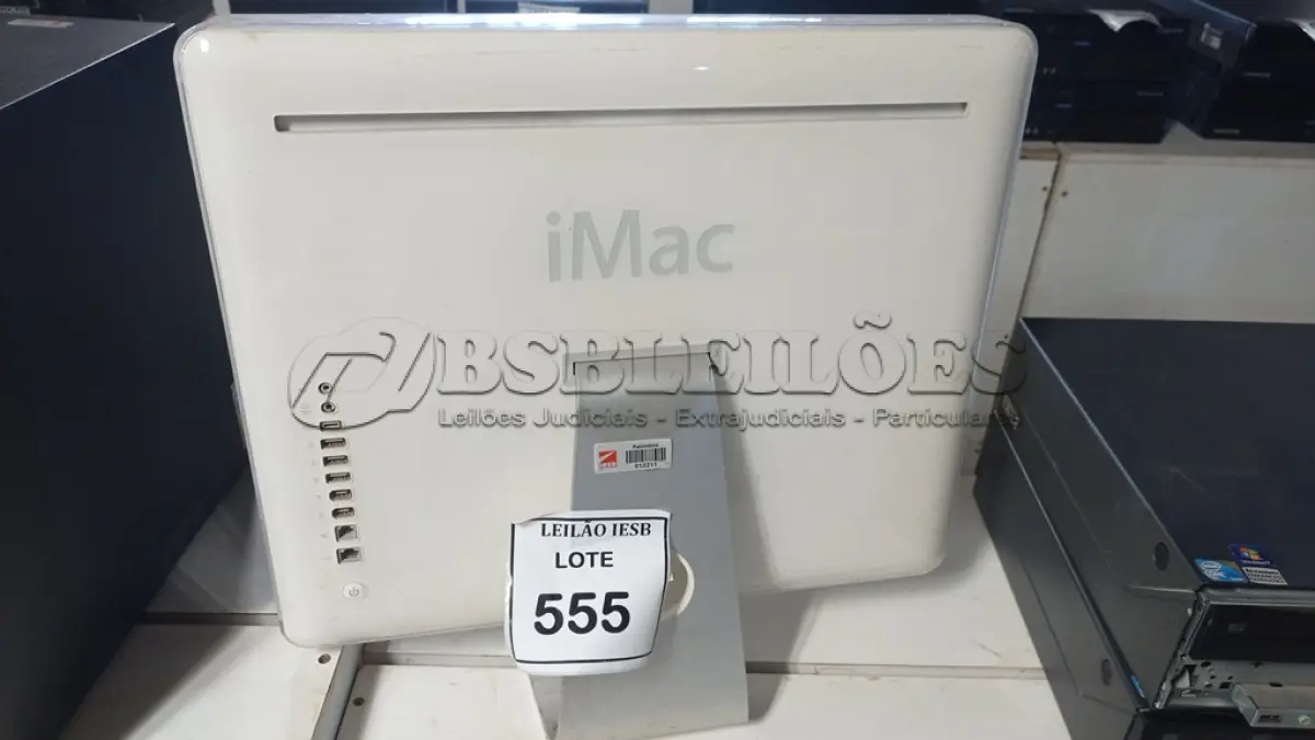 LOTE 555 - 01 IMAC. (NO ESTADO) ATENÇÃO! FAZER A VISITAÇÃO ANTES DE ARREMATAR, NÃO SABEMOS SE FUNCIONA, LEILÃO NÃO TEM GARANTIA E NEM DEVOLUÇÃO, SUJEITO A POSSÍVEIS AVARIAS VISÍVEIS/OCULTAS E/OU AUSÊNCIA DE COMPONENTES.