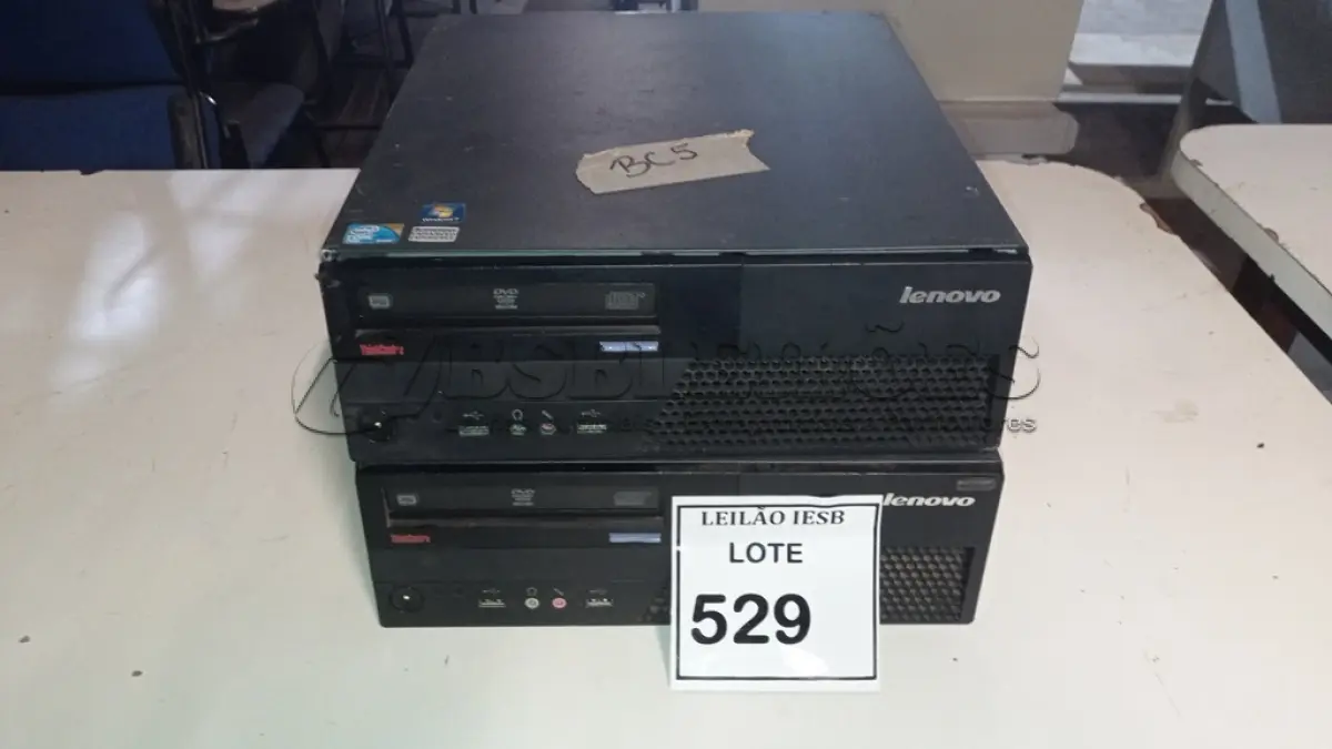LOTE 529 - 02 CPUS LENOVO. (NO ESTADO) ATENÇÃO! FAZER A VISITAÇÃO ANTES DE ARREMATAR, NÃO SABEMOS SE FUNCIONA, LEILÃO NÃO TEM GARANTIA E NEM DEVOLUÇÃO, SUJEITO A POSSÍVEIS AVARIAS VISÍVEIS/OCULTAS E/OU AUSÊNCIA DE COMPONENTES.