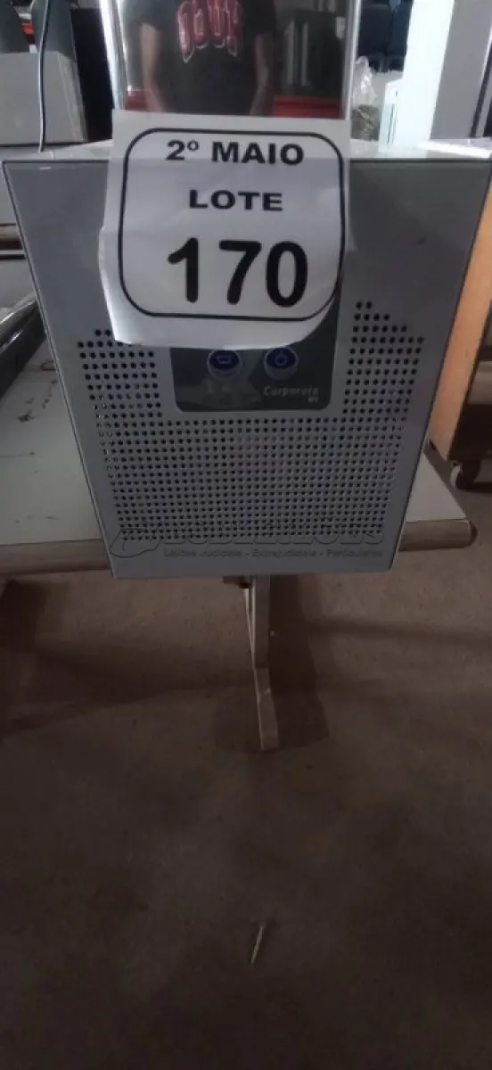 LOTE 170 - 01 NOBREAK 2.0 KVA MARCA CORPORATE. (NO ESTADO) ATENÇÃO! FAZER A VISITAÇÃO ANTES DE ARREMATAR, NÃO SABEMOS SE FUNCIONA, LEILÃO NÃO TEM GARANTIA E NEM DEVOLUÇÃO, SUJEITO A POSSÍVEIS AVARIAS VISÍVEIS/OCULTAS E/OU AUSÊNCIA DE COMPONENTES.
