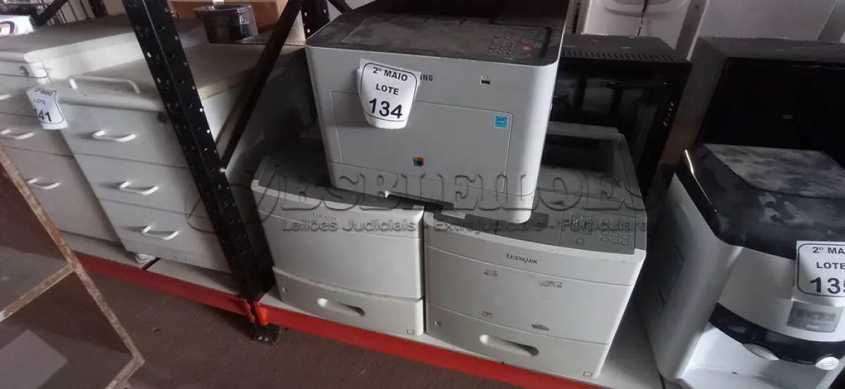 LOTE 134 - 03 IMPRESSORAS DE MARCAS E MODELOS DIVERSOS. (NO ESTADO) ATENÇÃO! FAZER A VISITAÇÃO ANTES DE ARREMATAR, NÃO SABEMOS SE FUNCIONA, LEILÃO NÃO TEM GARANTIA E NEM DEVOLUÇÃO, SUJEITO A POSSÍVEIS AVARIAS VISÍVEIS/OCULTAS E/OU AUSÊNCIA DE COMPONENTES.