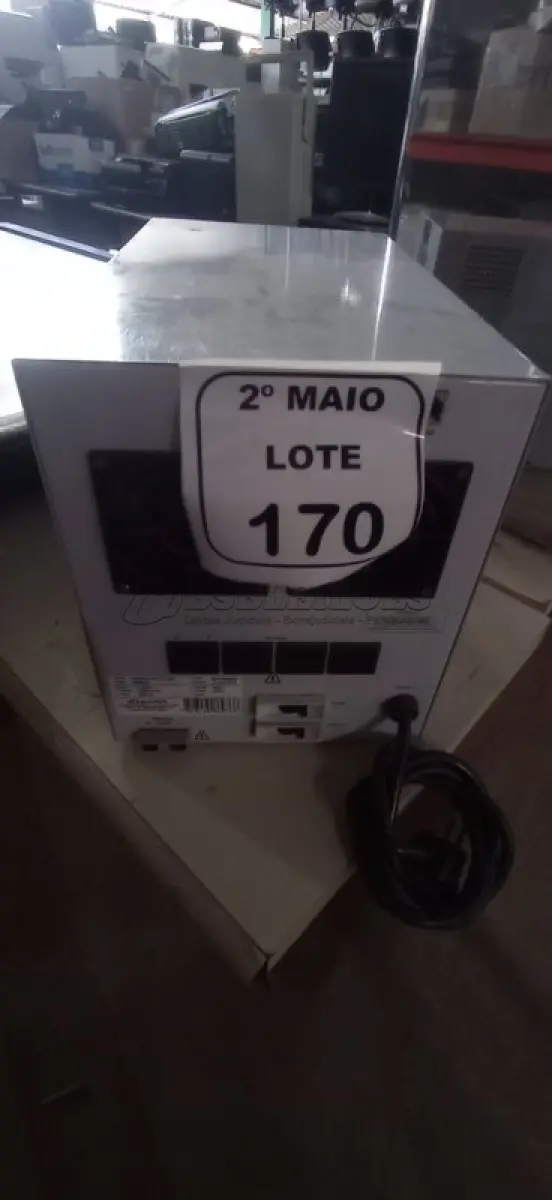 LOTE 170 - 01 NOBREAK 2.0 KVA MARCA CORPORATE. (NO ESTADO) ATENÇÃO! FAZER A VISITAÇÃO ANTES DE ARREMATAR, NÃO SABEMOS SE FUNCIONA, LEILÃO NÃO TEM GARANTIA E NEM DEVOLUÇÃO, SUJEITO A POSSÍVEIS AVARIAS VISÍVEIS/OCULTAS E/OU AUSÊNCIA DE COMPONENTES.