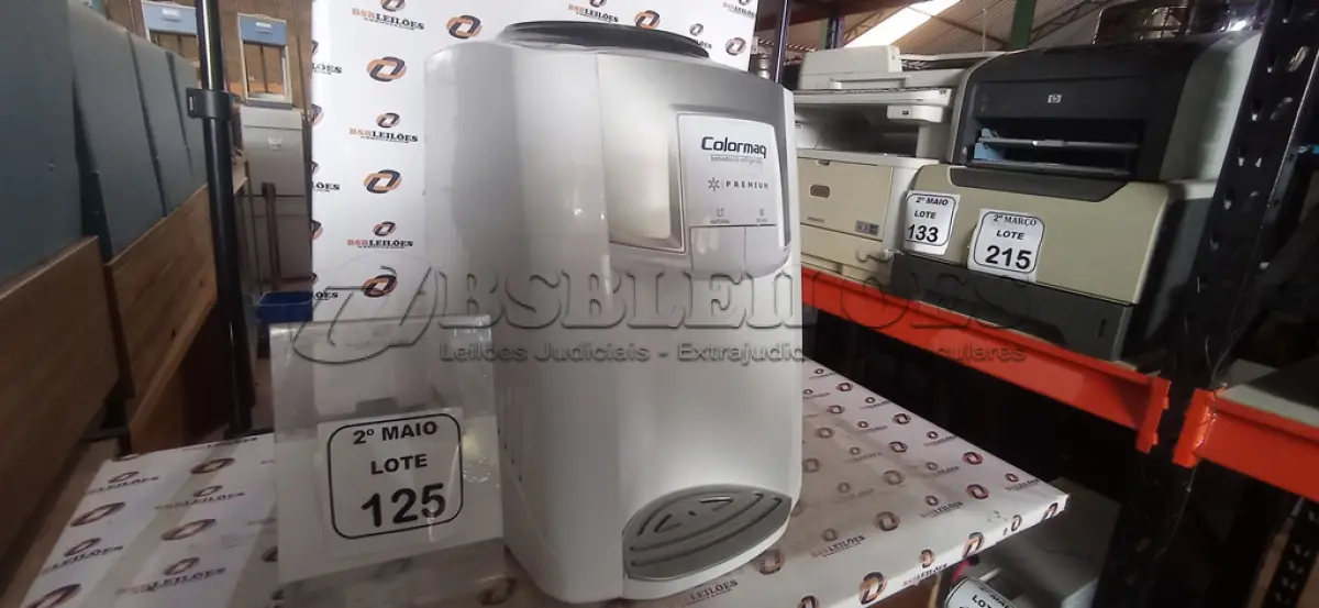 LOTE 125 - 01 BEBEDOURO PARA GARRAFÃO REFRIGERADO MARCA COLARMAQ. (NO ESTADO) ATENÇÃO! FAZER A VISITAÇÃO ANTES DE ARREMATAR, NÃO SABEMOS SE FUNCIONA, LEILÃO NÃO TEM GARANTIA E NEM DEVOLUÇÃO, SUJEITO A POSSÍVEIS AVARIAS VISÍVEIS/OCULTAS E/OU AUSÊNCIA DE COMPONENTES.