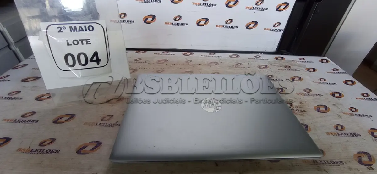 LOTE 004 - 01 NOTEBOOK MARCA HP SEM FONTE. (NO ESTADO) ATENÇÃO! FAZER A VISITAÇÃO ANTES DE ARREMATAR, NÃO SABEMOS SE FUNCIONA, LEILÃO NÃO TEM GARANTIA E NEM DEVOLUÇÃO, SUJEITO A POSSÍVEIS AVARIAS VISÍVEIS/OCULTAS E/OU AUSÊNCIA DE COMPONENTES.