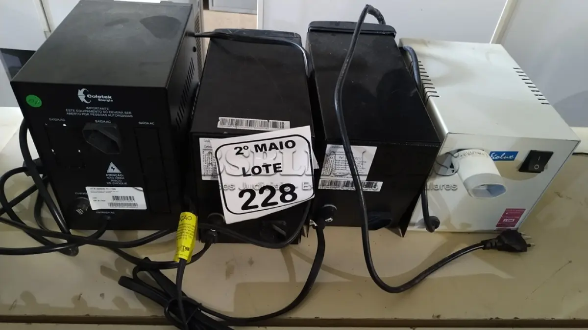LOTE 228 - 04 ESTABILIZADORES DE MARCAS E MODELOS DIVERSOS. (NO ESTADO) ATENÇÃO! FAZER A VISITAÇÃO ANTES DE ARREMATAR, NÃO SABEMOS SE FUNCIONA, LEILÃO NÃO TEM GARANTIA E NEM DEVOLUÇÃO, SUJEITO A POSSÍVEIS AVARIAS VISÍVEIS/OCULTAS E/OU AUSÊNCIA DE COMPONENTES.