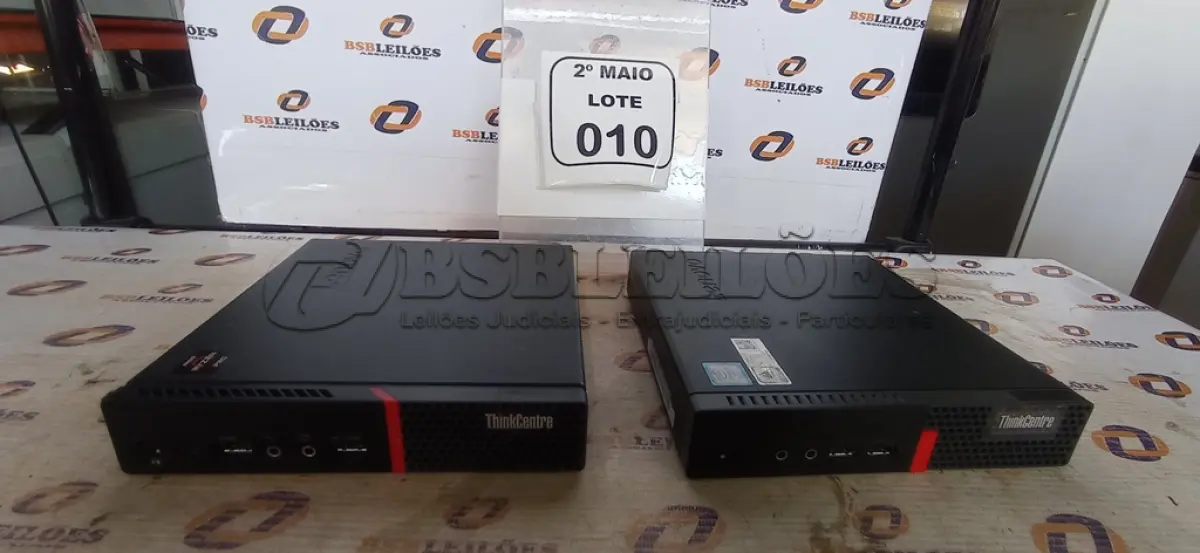 LOTE 010 - 02 MINIS PC MARCA LENOVO. (NO ESTADO) ATENÇÃO! FAZER A VISITAÇÃO ANTES DE ARREMATAR, NÃO SABEMOS SE FUNCIONA, LEILÃO NÃO TEM GARANTIA E NEM DEVOLUÇÃO, SUJEITO A POSSÍVEIS AVARIAS VISÍVEIS/OCULTAS E/OU AUSÊNCIA DE COMPONENTES.