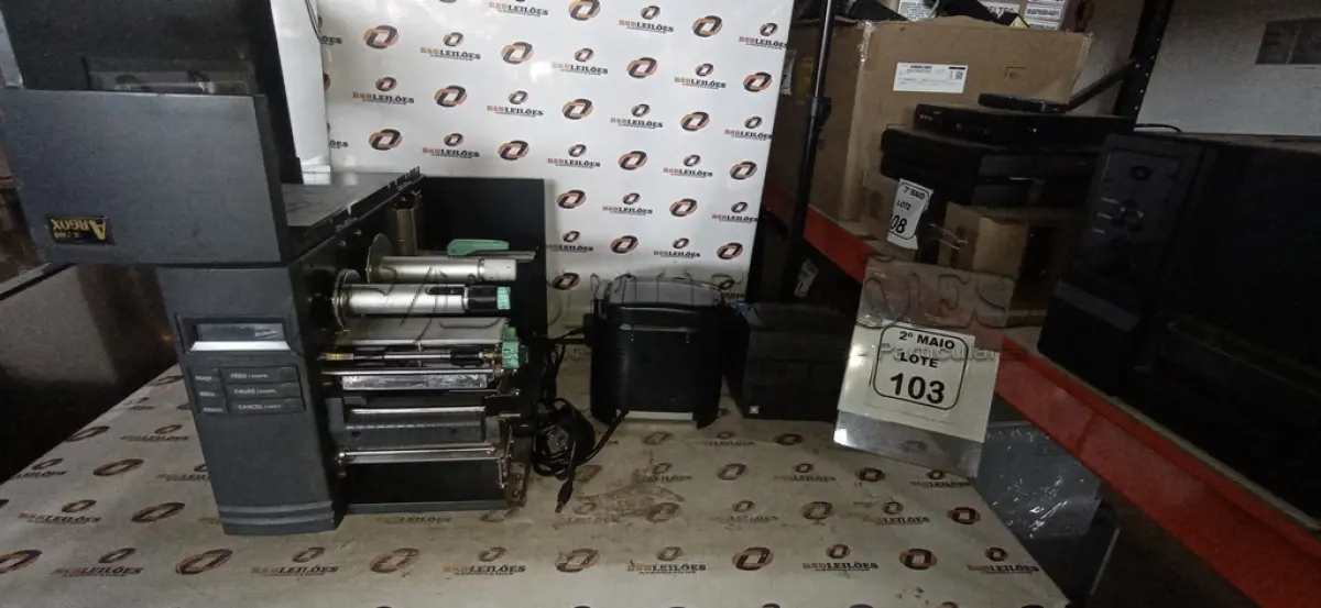 LOTE 103 - 01 IMPRESSORA DE ETIQUETA E 02 IMPRESSORAS DE CUPOM. (NO ESTADO) ATENÇÃO! FAZER A VISITAÇÃO ANTES DE ARREMATAR, NÃO SABEMOS SE FUNCIONA, LEILÃO NÃO TEM GARANTIA E NEM DEVOLUÇÃO, SUJEITO A POSSÍVEIS AVARIAS VISÍVEIS/OCULTAS E/OU AUSÊNCIA DE COMPONENTES.