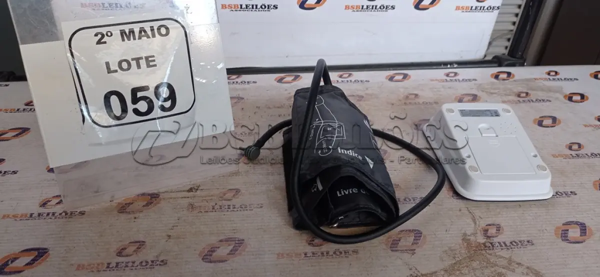 LOTE 059 - 01 APARELHO DE PRESSÃO DIGITAL AUTOMÁTICO DE BRAÇO MARCA GTECH. (NO ESTADO) ATENÇÃO! FAZER A VISITAÇÃO ANTES DE ARREMATAR, NÃO SABEMOS SE FUNCIONA, LEILÃO NÃO TEM GARANTIA E NEM DEVOLUÇÃO, SUJEITO A POSSÍVEIS AVARIAS VISÍVEIS/OCULTAS E/OU AUSÊNCIA DE COMPONENTES.