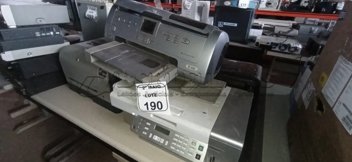 LOTE 190 - 04 IMPRESSORAS DE MARCAS E MODELOS DIVERSOS. (NO ESTADO) ATENÇÃO! FAZER A VISITAÇÃO ANTES DE ARREMATAR, NÃO SABEMOS SE FUNCIONA, LEILÃO NÃO TEM GARANTIA E NEM DEVOLUÇÃO, SUJEITO A POSSÍVEIS AVARIAS VISÍVEIS/OCULTAS E/OU AUSÊNCIA DE COMPONENTES.