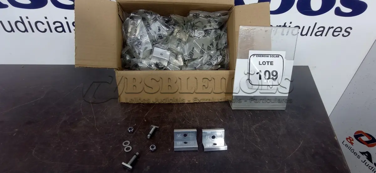 LOTE 109 - 01 LOTE COM GRAMPOS FINAIS. (NO ESTADO) ATENÇÃO! FAZER A VISITAÇÃO ANTES DE ARREMATAR, NÃO SABEMOS SE FUNCIONA, LEILÃO NÃO TEM GARANTIA E NEM DEVOLUÇÃO, SUJEITO A POSSÍVEIS AVARIAS VISÍVEIS/OCULTAS E/OU AUSÊNCIA DE COMPONENTES.