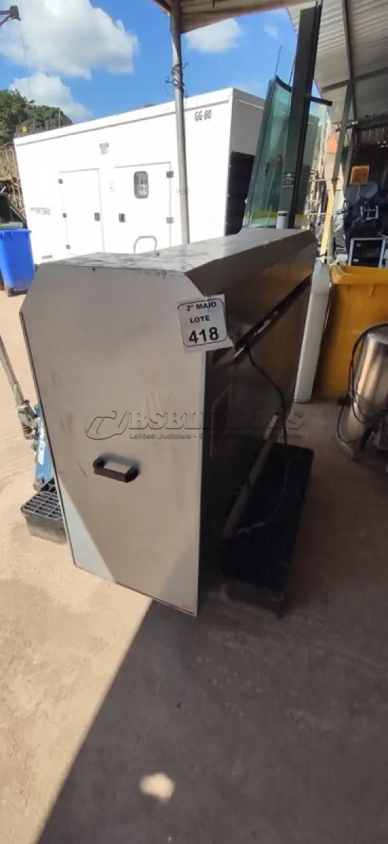 LOTE 418 - 01 CALANDRA INDUSTRIAL TRIFÁSICO. (NO ESTADO) ATENÇÃO! FAZER A VISITAÇÃO ANTES DE ARREMATAR, NÃO SABEMOS SE FUNCIONA, LEILÃO NÃO TEM GARANTIA E NEM DEVOLUÇÃO, SUJEITO A POSSÍVEIS AVARIAS VISÍVEIS/OCULTAS E/OU AUSÊNCIA DE COMPONENTES.