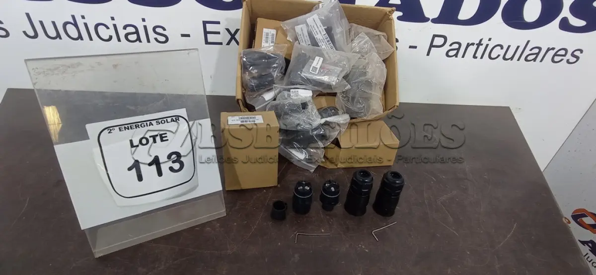LOTE 113 - 01 LOTE COM MC4 PARA MICRO INVERSORES. (NO ESTADO) ATENÇÃO! FAZER A VISITAÇÃO ANTES DE ARREMATAR, NÃO SABEMOS SE FUNCIONA, LEILÃO NÃO TEM GARANTIA E NEM DEVOLUÇÃO, SUJEITO A POSSÍVEIS AVARIAS VISÍVEIS/OCULTAS E/OU AUSÊNCIA DE COMPONENTES.