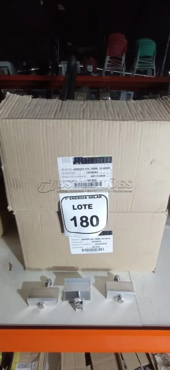 LOTE 180 - 01 LOTE COM GRAMPOS TERMINAIS 35X45MM. (NO ESTADO) ATENÇÃO! FAZER A VISITAÇÃO ANTES DE ARREMATAR, NÃO SABEMOS SE FUNCIONA, LEILÃO NÃO TEM GARANTIA E NEM DEVOLUÇÃO, SUJEITO A POSSÍVEIS AVARIAS VISÍVEIS/OCULTAS E/OU AUSÊNCIA DE COMPONENTES.