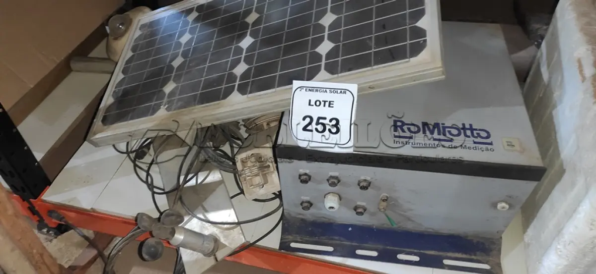 LOTE 253 - 01 ESTAÇÃO SOLARIMÉTRICA PADRÃO EPE. (NO ESTADO) ATENÇÃO! FAZER A VISITAÇÃO ANTES DE ARREMATAR, NÃO SABEMOS SE FUNCIONA, LEILÃO NÃO TEM GARANTIA E NEM DEVOLUÇÃO, SUJEITO A POSSÍVEIS AVARIAS VISÍVEIS/OCULTAS
