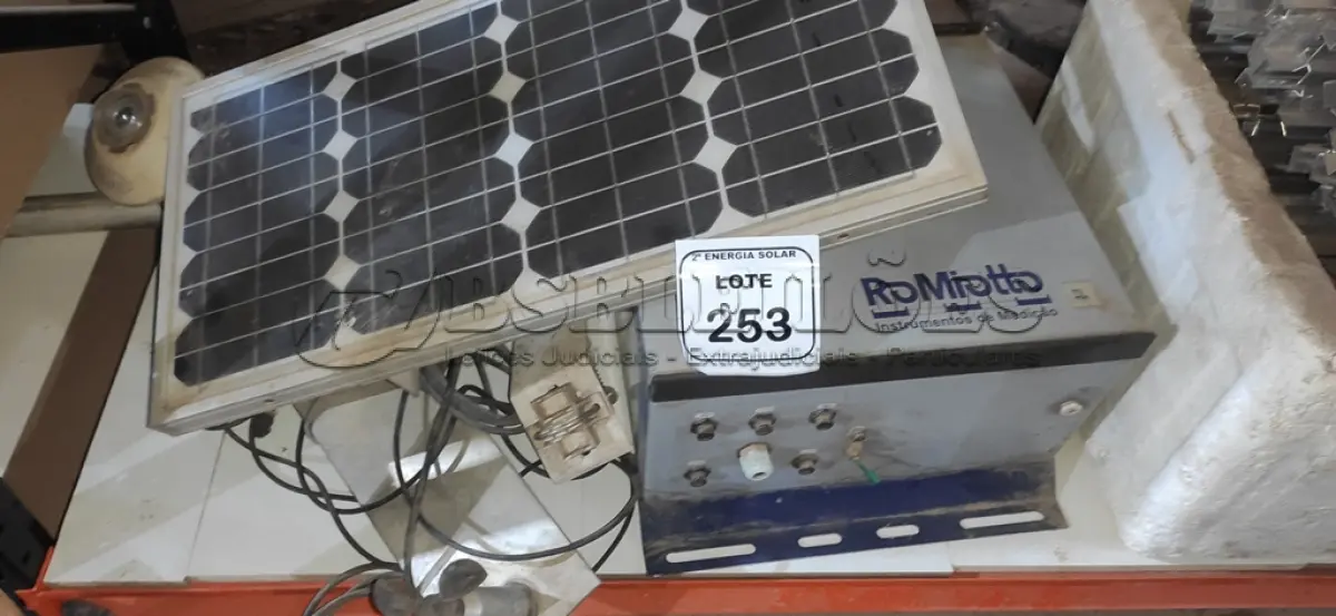 LOTE 253 - 01 ESTAÇÃO SOLARIMÉTRICA PADRÃO EPE. (NO ESTADO) ATENÇÃO! FAZER A VISITAÇÃO ANTES DE ARREMATAR, NÃO SABEMOS SE FUNCIONA, LEILÃO NÃO TEM GARANTIA E NEM DEVOLUÇÃO, SUJEITO A POSSÍVEIS AVARIAS VISÍVEIS/OCULTAS