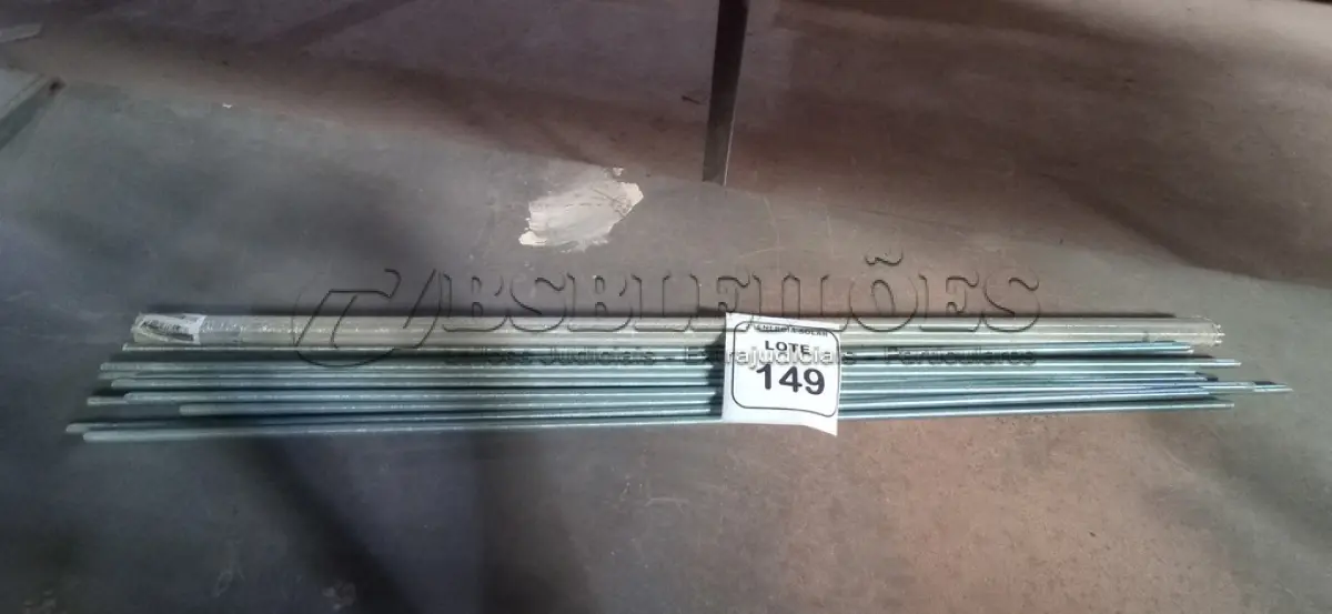 LOTE 149 - 01 LOTE COM BARRAS ROSCADAS. (NO ESTADO) ATENÇÃO! FAZER A VISITAÇÃO ANTES DE ARREMATAR, NÃO SABEMOS SE FUNCIONA, LEILÃO NÃO TEM GARANTIA E NEM DEVOLUÇÃO, SUJEITO A POSSÍVEIS AVARIAS VISÍVEIS/OCULTAS E/OU AUSÊNCIA DE COMPONENTES.