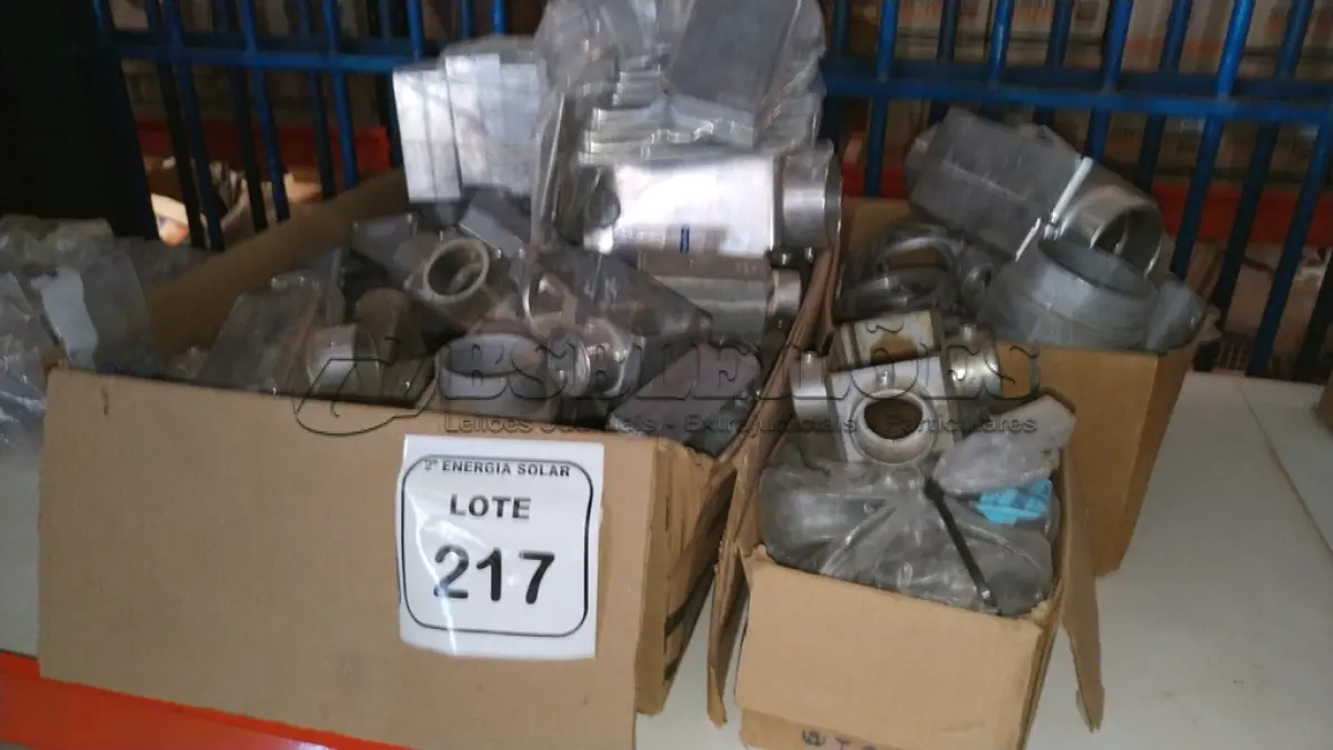 LOTE 217 - 01 LOTE COM ELETRODUTOS TAMANHOS DIVERSOS. (NO ESTADO) ATENÇÃO! FAZER A VISITAÇÃO ANTES DE ARREMATAR, NÃO SABEMOS SE FUNCIONA, LEILÃO NÃO TEM GARANTIA E NEM DEVOLUÇÃO, SUJEITO A POSSÍVEIS AVARIAS VISÍVEIS/OCULTAS E/OU AUSÊNCIA DE COMPONENTES.