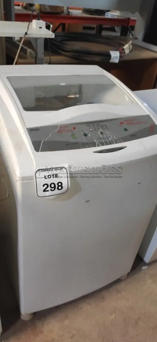 LOTE 298 - 01 MÁQUINA DE LAVAR ROUPAS BRASTEMP 8KG 220VOLTS. (NO ESTADO) ATENÇÃO! FAZER A VISITAÇÃO ANTES DE ARREMATAR, NÃO SABEMOS SE FUNCIONA, LEILÃO NÃO TEM GARANTIA E NEM DEVOLUÇÃO, SUJEITO A POSSÍVEIS AVARIAS VISÍVEIS/OCULTAS E/OU AUSÊNCIA DE COMPONENTES.