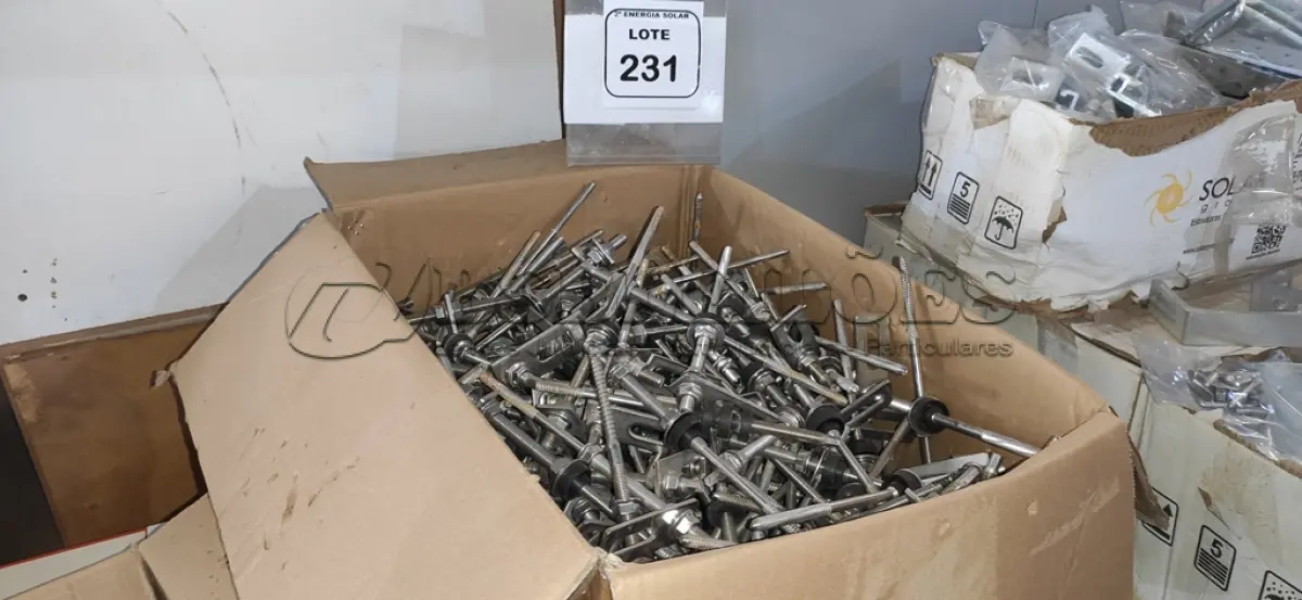 LOTE 231 - 01 CAIXA COM PARAFUSOS DE FIXAÇÃO METÁLICO M10 X 250MM AÇO INOX.  (NO ESTADO) ATENÇÃO! FAZER A VISITAÇÃO ANTES DE ARREMATAR, NÃO SABEMOS SE FUNCIONA, LEILÃO NÃO TEM GARANTIA E NEM DEVOLUÇÃO, SUJEITO A POSSÍVEIS AVARIAS VISÍVEIS/OCULTAS E/OU 