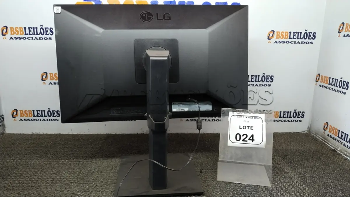 LOTE 024 - 01 MONITOR 24” MARCA LG. (NO ESTADO EM QUE SE ENCONTRA. SUJEITO A AVARIAS OCULTAS/VISÍVEIS) BD1315K
