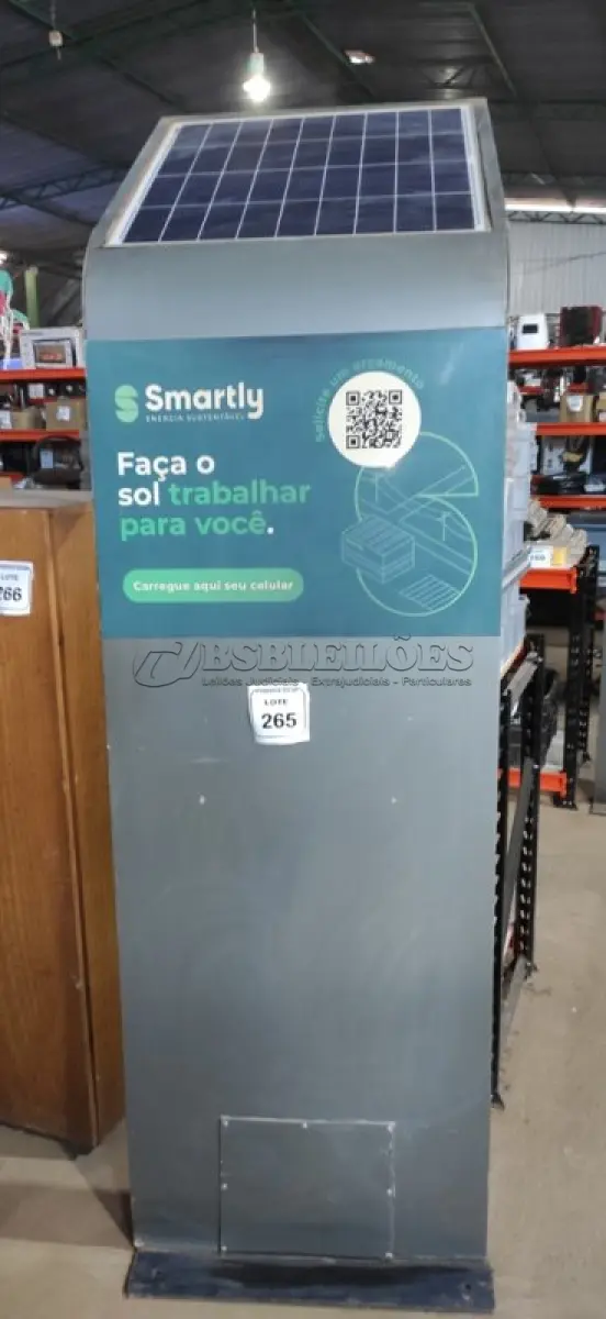 LOTE 265 - 01 TOTEM COM CARREGADOR DE CELULAR COM CARREGAMENTO SOLAR.  (NO ESTADO) ATENÇÃO! FAZER A VISITAÇÃO ANTES DE ARREMATAR, NÃO SABEMOS SE FUNCIONA, LEILÃO NÃO TEM GARANTIA E NEM DEVOLUÇÃO, SUJEITO A POSSÍVEIS AVARIAS VISÍVEIS/OCULTAS E/OU AUSÊNCIA DE COMPONENTES.