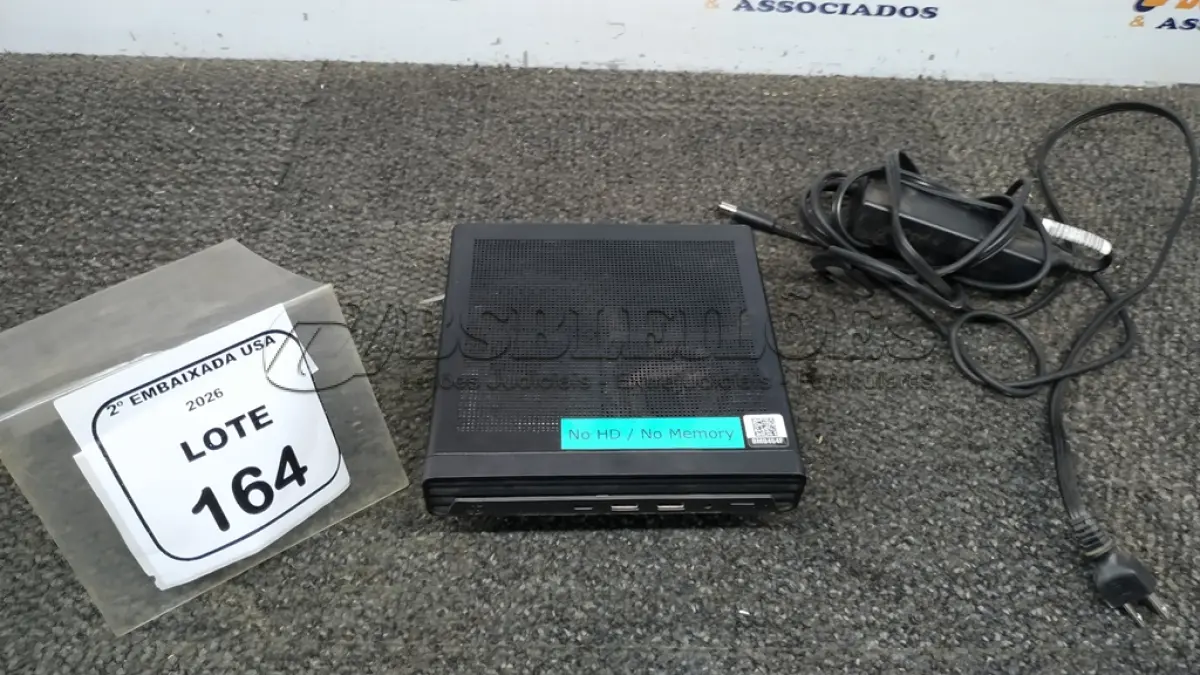 LOTE 164 - 01 CPU SEM HD E SEM MEMÓRIA COM FONTE MARCA HP ELITE DESK. (NO ESTADO EM QUE SE ENCONTRA. SUJEITO A AVARIAS OCULTAS/VISÍVEIS.) BM0464F