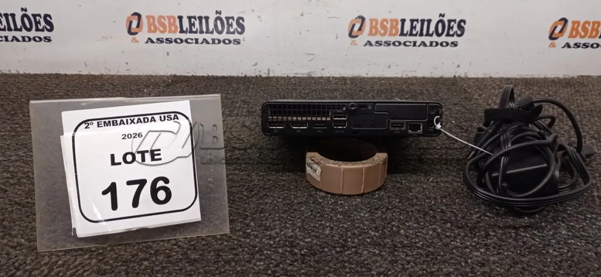 LOTE 176 - 01 CPU SEM MEMÓRIA E HD COM FONTE MARCA HP ELITE DESCK. (NO ESTADO EM QUE SE ENCONTRA. SUJEITO A AVARIAS OCULTAS/VISÍVEIS.) BL9353H