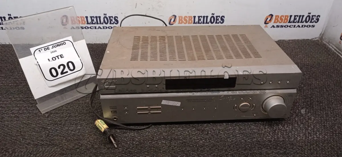 LOTE 020 - 01 RECEIVER MODELO STR-K660P. (NO ESTADO) ATENÇÃO! FAZER A VISITAÇÃO ANTES DE ARREMATAR, NÃO SABEMOS SE FUNCIONA, LEILÃO NÃO TEM GARANTIA E NEM DEVOLUÇÃO, SUJEITO A POSSÍVEIS AVARIAS VISÍVEIS/OCULTAS E/OU AUSÊNCIA DE COMPONENTES.