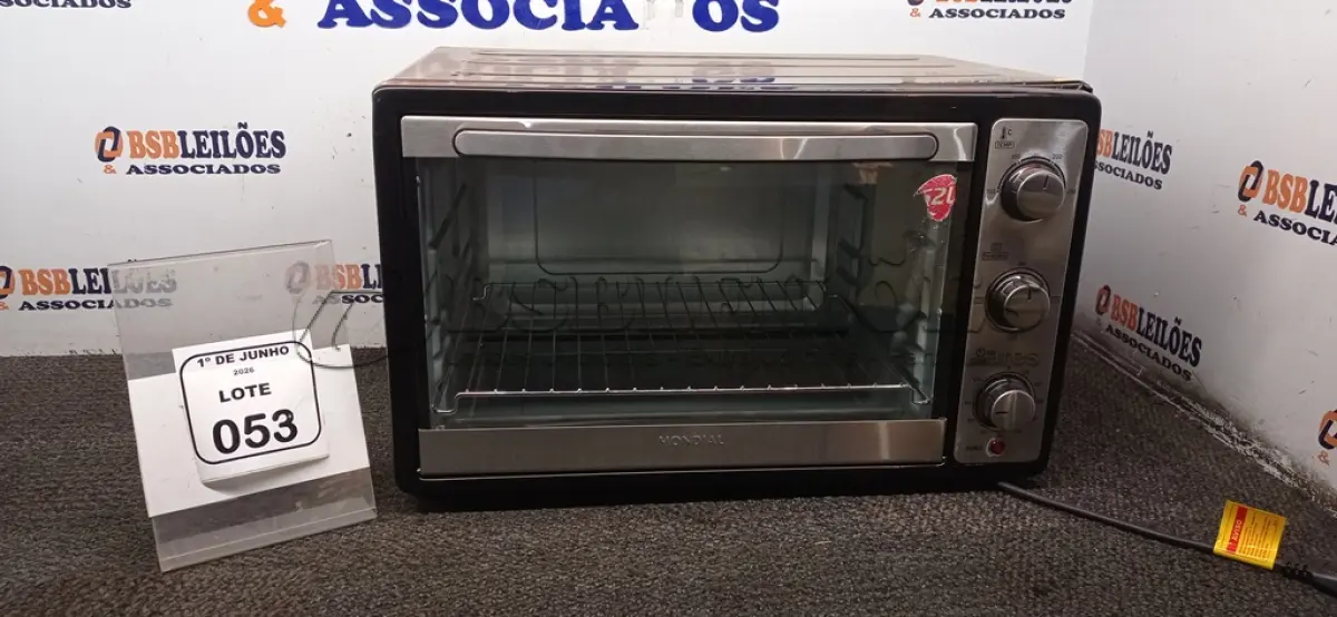 LOTE 053 - 01 FORNO 52L MODELO GRAND FAMILLY MARCA MONDIAL. (NO ESTADO) ATENÇÃO! FAZER A VISITAÇÃO ANTES DE ARREMATAR, NÃO SABEMOS SE FUNCIONA, LEILÃO NÃO TEM GARANTIA E NEM DEVOLUÇÃO, SUJEITO A POSSÍVEIS AVARIAS VISÍVEIS/OCULTAS E/OU AUSÊNCIA DE COMPONENTES.
