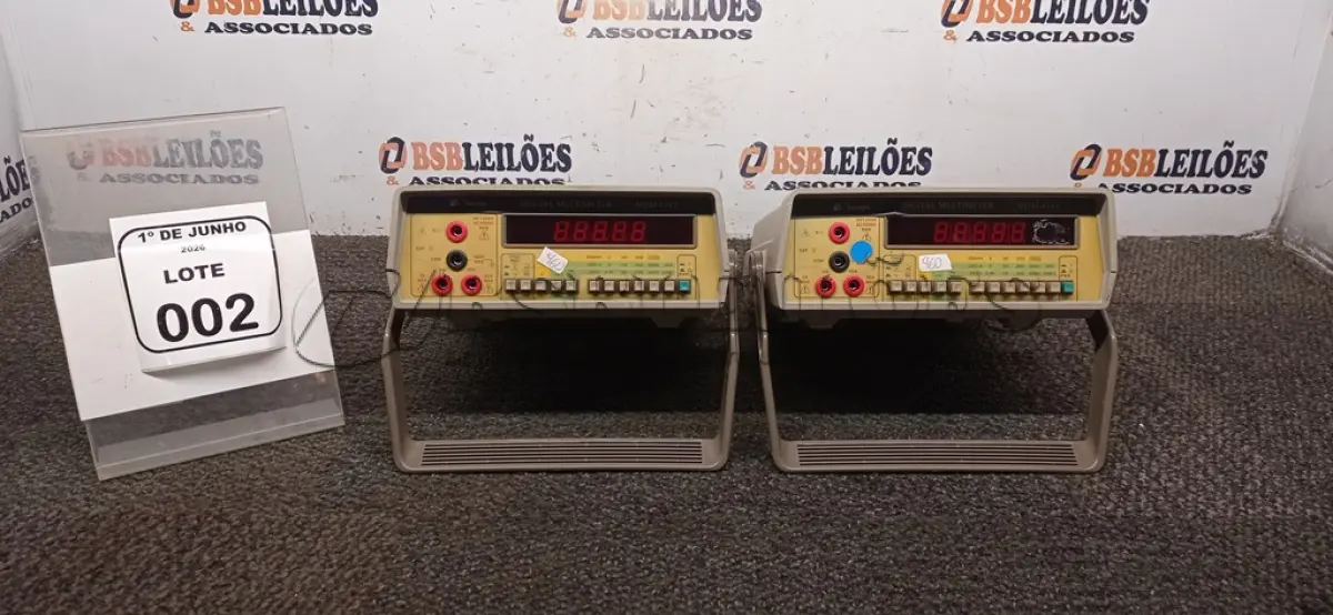 LOTE 002 - 02 MULTÍMETROS ANALÓGICOS MODELO MDM-8145 MARCA MINPA. (NO ESTADO) ATENÇÃO! FAZER A VISITAÇÃO ANTES DE ARREMATAR, NÃO SABEMOS SE FUNCIONA, LEILÃO NÃO TEM GARANTIA E NEM DEVOLUÇÃO, SUJEITO A POSSÍVEIS AVARIAS VISÍVEIS/OCULTAS E/OU AUSÊNCIA DE COMPONENTES.